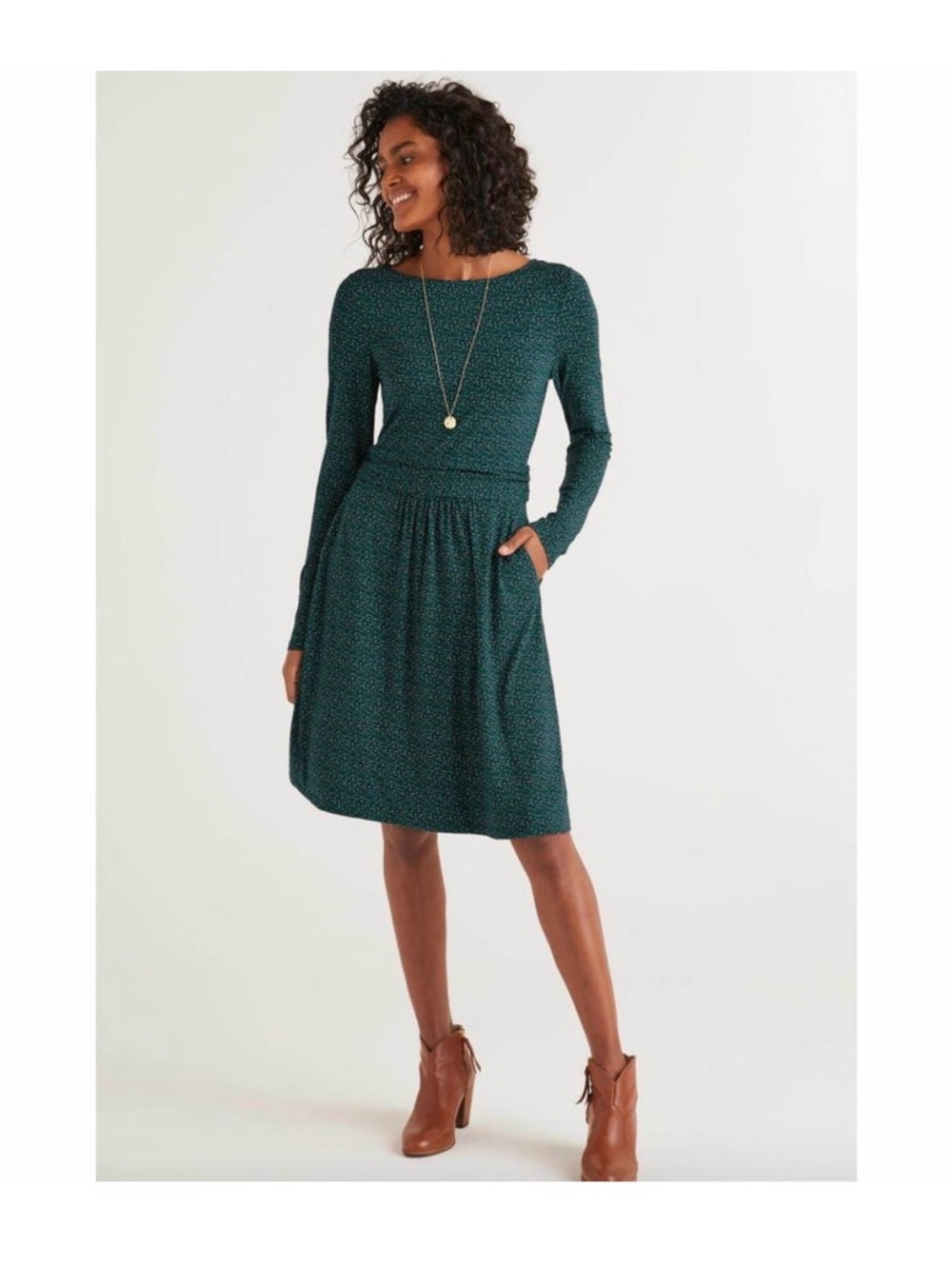 Boden Abigail Jersey Dress - Midnight Garden Green Confetti Dot